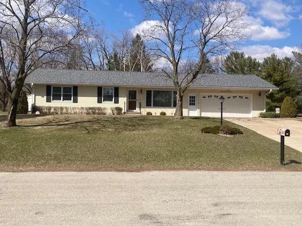 394 Palmer Avenue, Green Lake, WI 54941