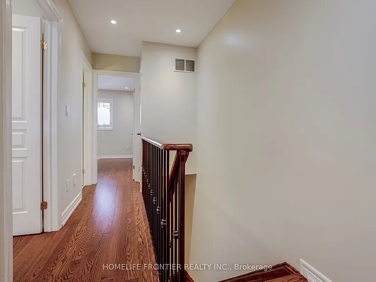 22 Balmoral Ave #4 — Photo 27