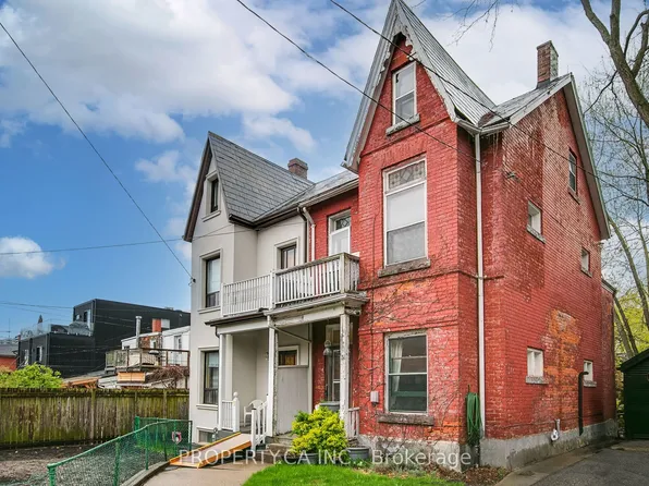 5 Mackenzie Cres, Toronto, ON M6J 1S9