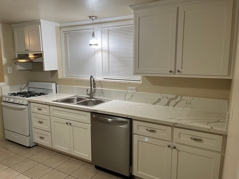 1st image of 1240 Warner St #4