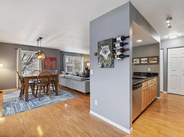 2422 Columbus Ct, Minneapolis, MN 55404