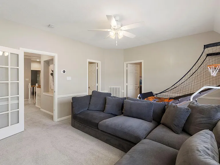 10 Scenic Mill Pl — Photo 37