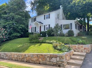 3543 N Delaware St, Arlington, VA 22207