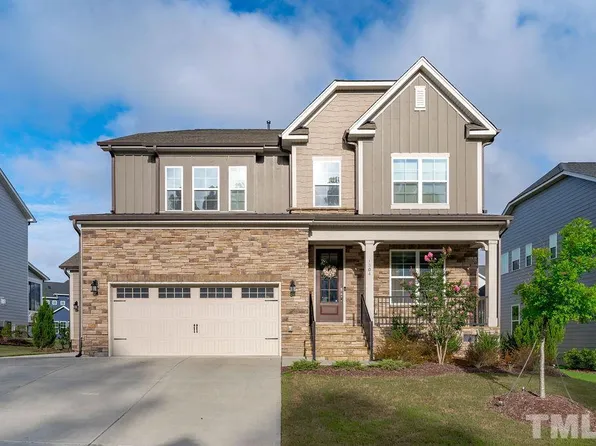 1304 Diamond Valley Dr, Cary, NC 27513