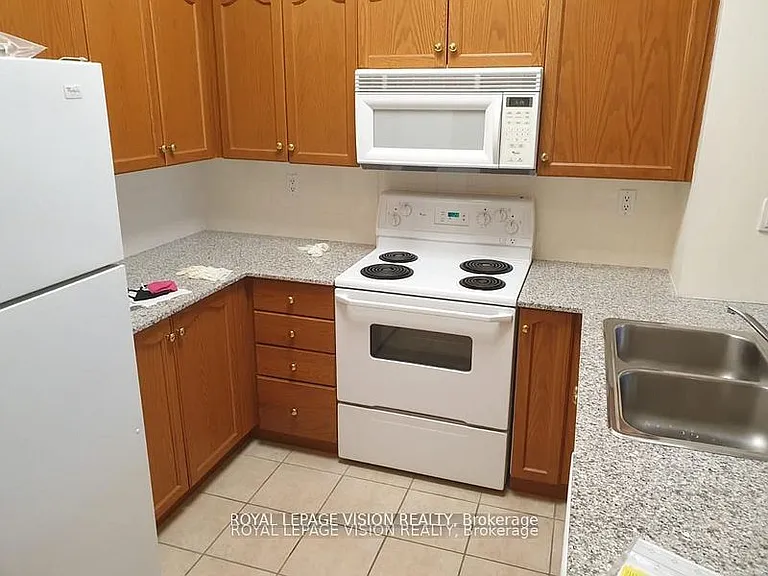 1720 Eglinton Ave E #113 — Photo 4