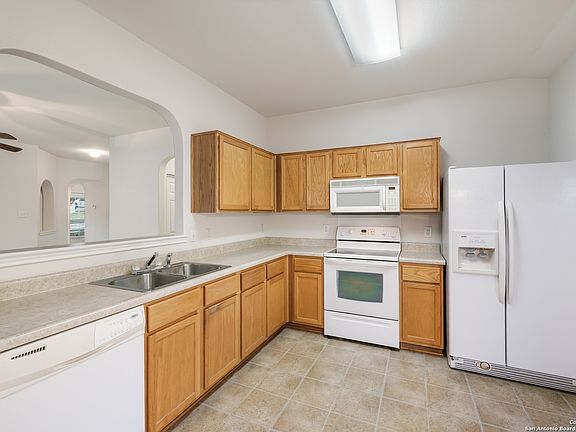 5th image of 7310 Blazar way