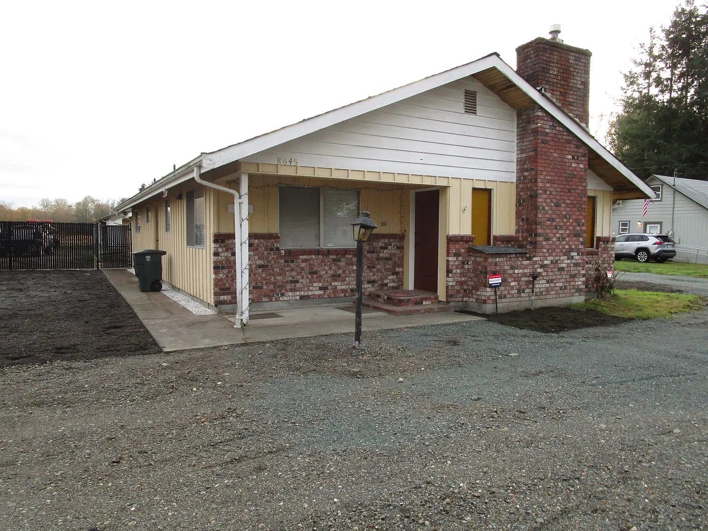 901 North Fruitdale Road — Photo 1