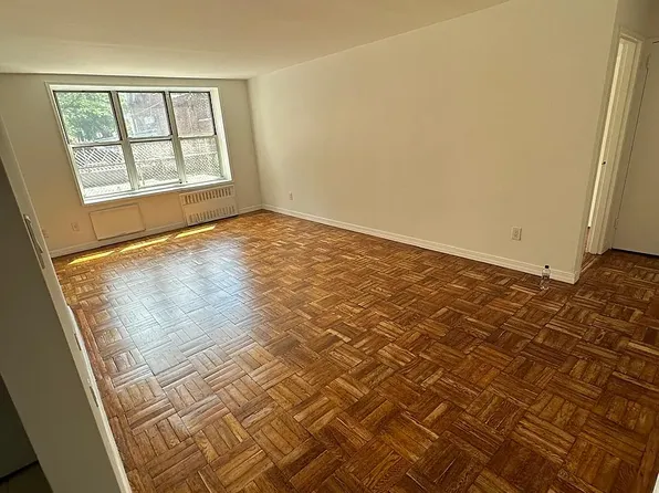 111-45 76th Dr #D1, Queens, NY 11375