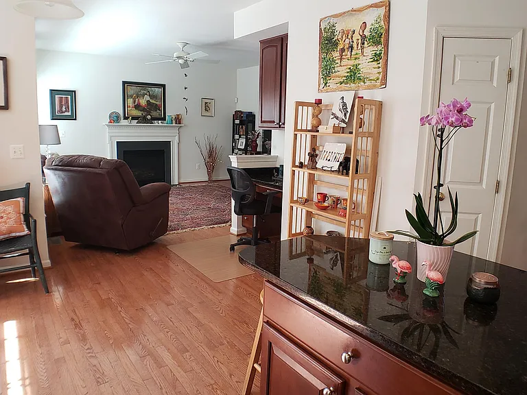 618 Rainier Rd — Photo 18