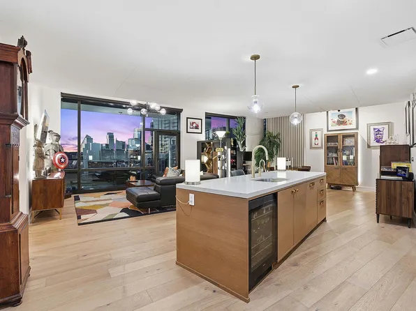 70 Rainey St #1908, Austin, TX 78701