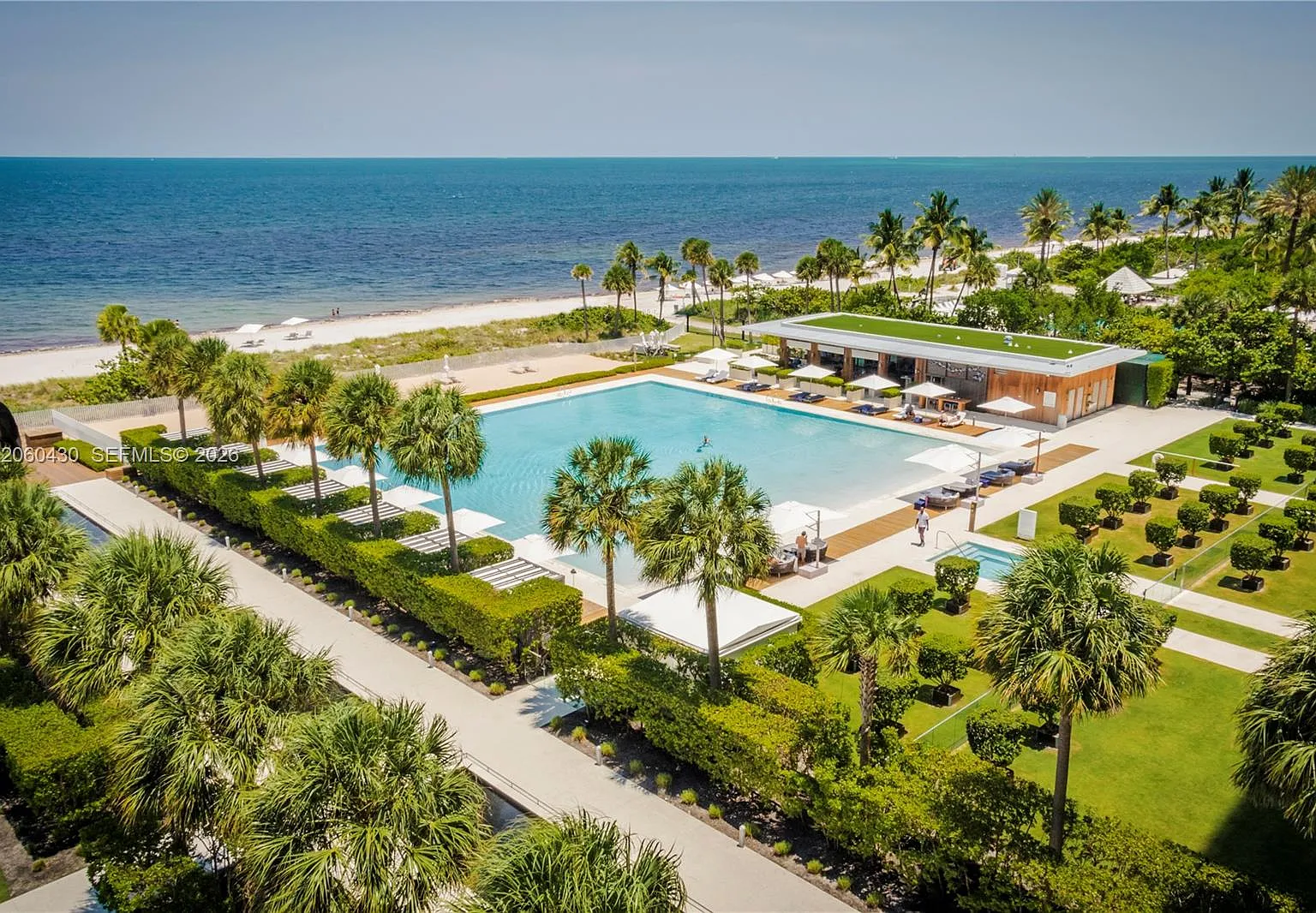 Oceana Key Biscayne Condo — Photo 1