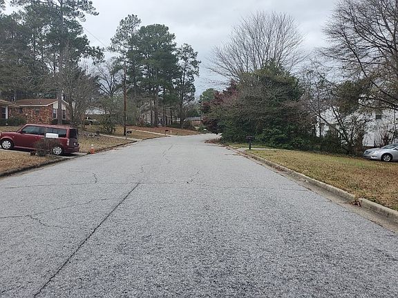 5th image of 4065 Melrose Dr