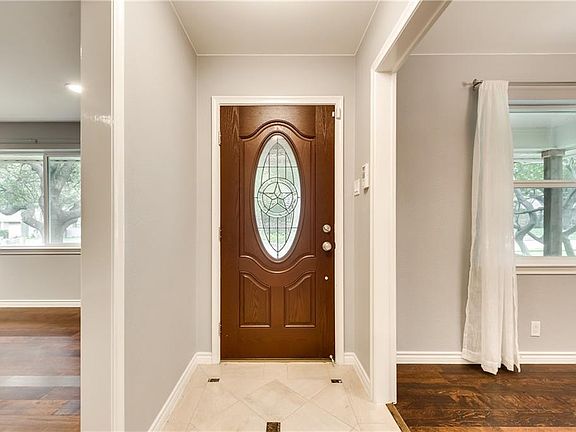 2nd image of 10509 Yorkford Dr