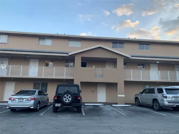 7865 W 30th Ct, Hialeah, FL