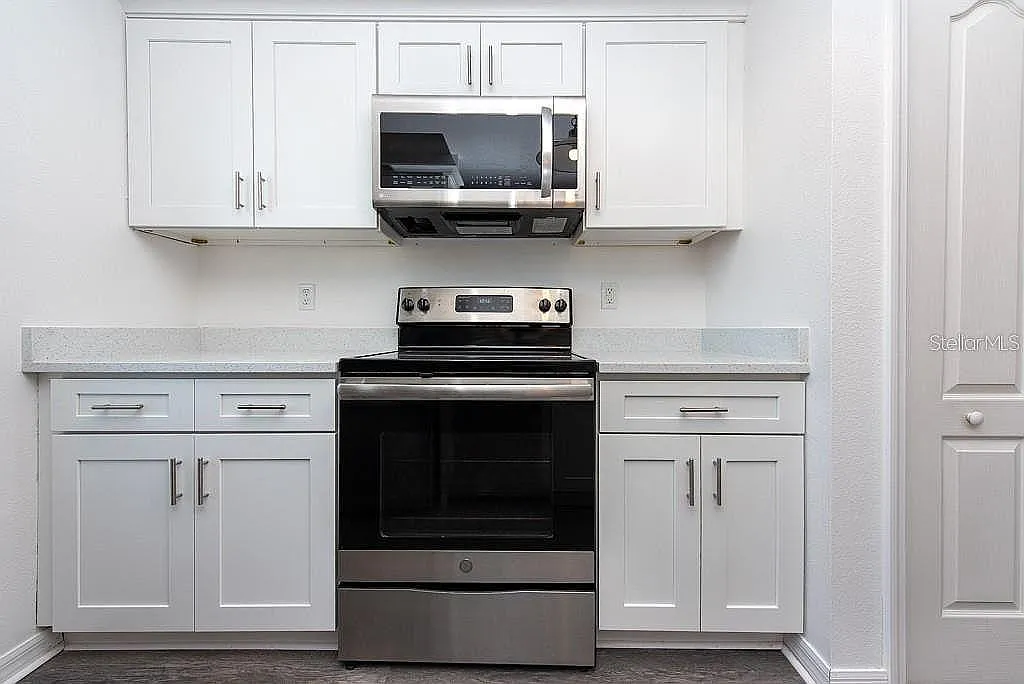 Building Photo - 4532 Ashburn Square Dr