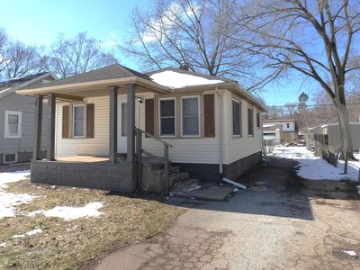 1342 Monroe St, Benton Harbor, MI, 49022