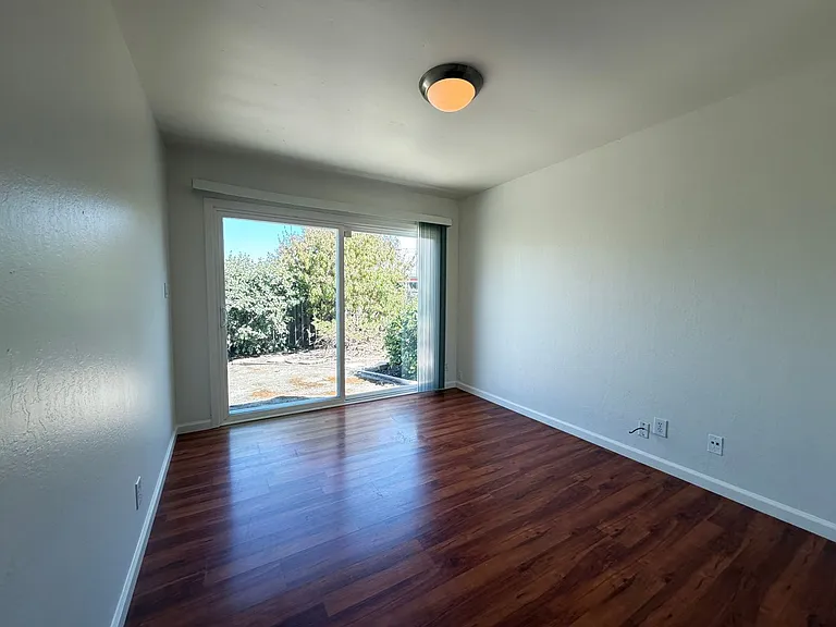 3555 Magnolia Dr — Photo 31