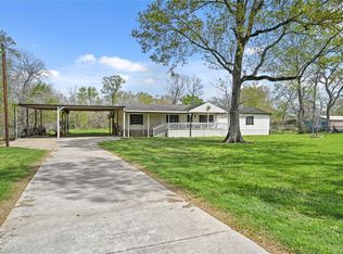 74 County Road 4400, Dayton, TX 77535