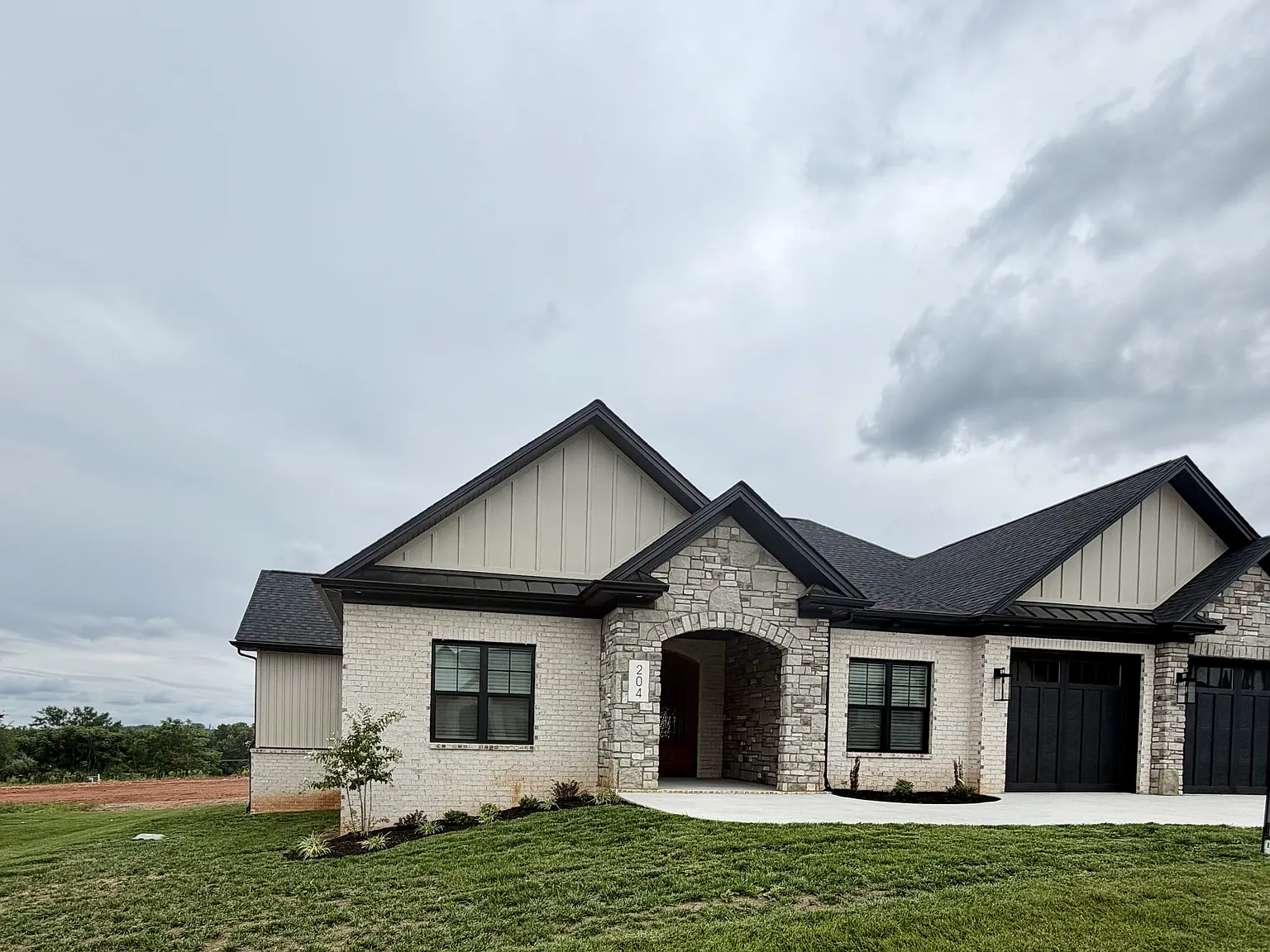 204 Crest Ridge Ct - 1 — Photo 2