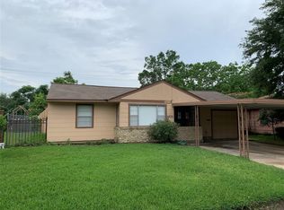 4830 Edfield St, Houston, TX 77033