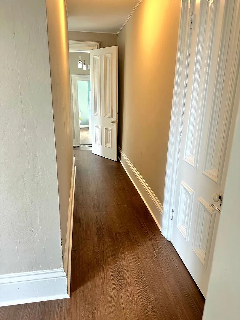 Spacious 3BR/2BA Luxury Close to OSF — Photo 4