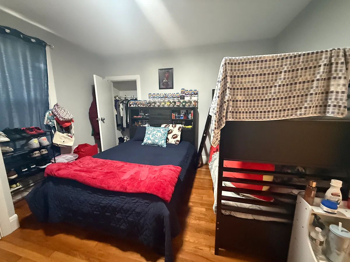 Building Photo - 92 Eustis St #1