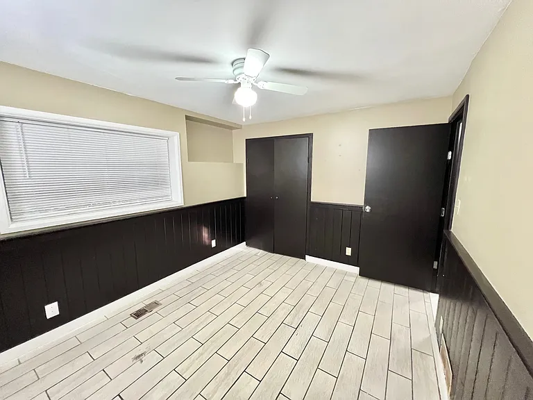 381 E Kensington Ave #B — Photo 14
