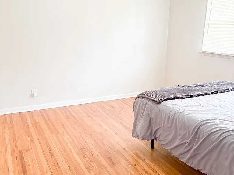302 Robin Hood Dr — Photo 9