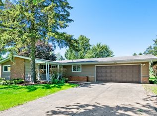 11N732 Win Haven Dr, Elgin, IL 60124