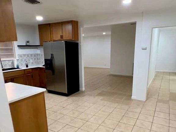 2nd image of 5415 Midford Dr