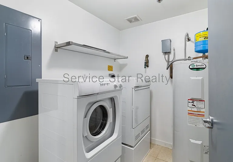 1326 N Central Ave #211 — Photo 16
