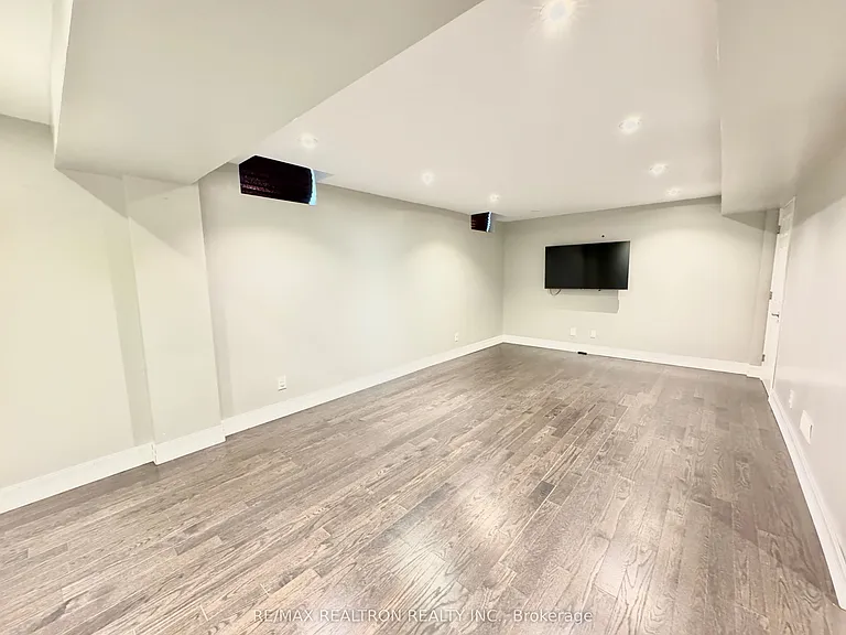 11 Stoyell Dr — Photo 16
