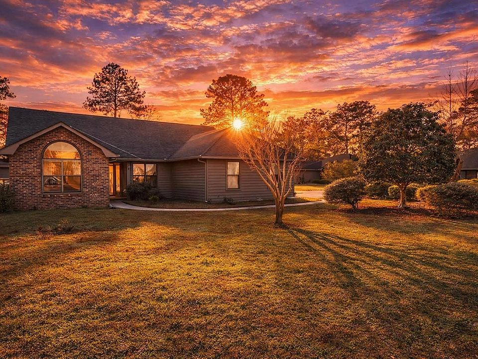 1st image of 101 Linden Circle