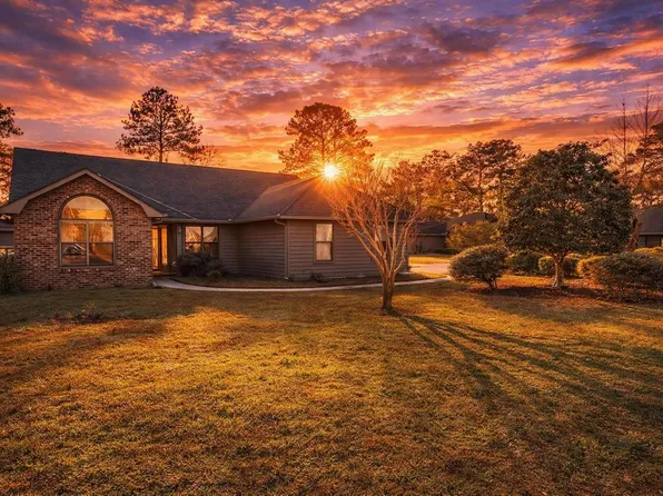 101 Linden Circle, Conway, SC 29526