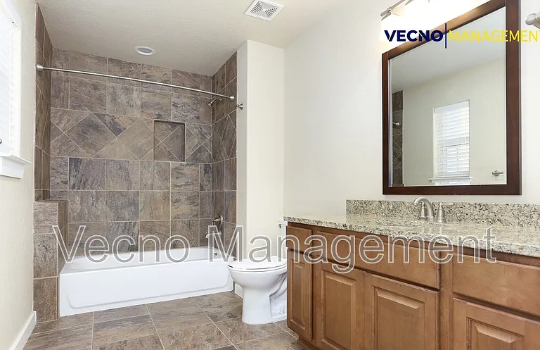 211 Circle Court Dr #211 — Photo 19