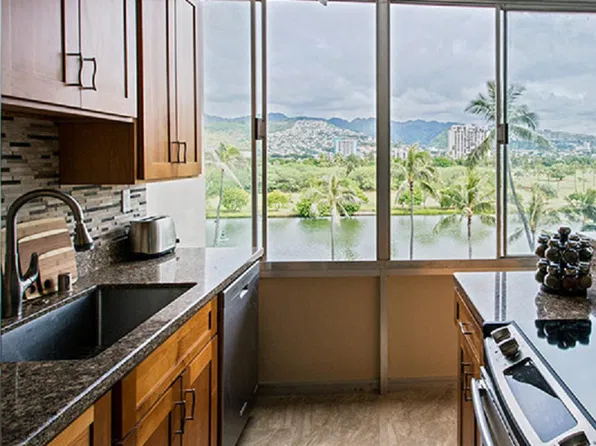 2415 Ala Wai Blvd APT 602, Honolulu, HI 96815