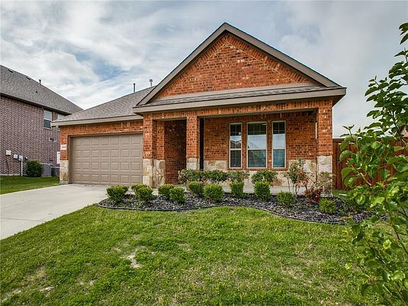 2nd image of 7818 Lindsey Dr