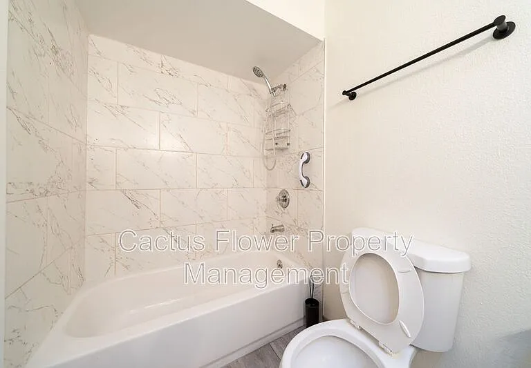 2147 W Edgewood Ave — Photo 19