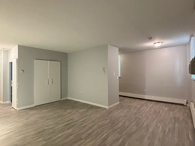 40 Owen St #D10 — Photo 7