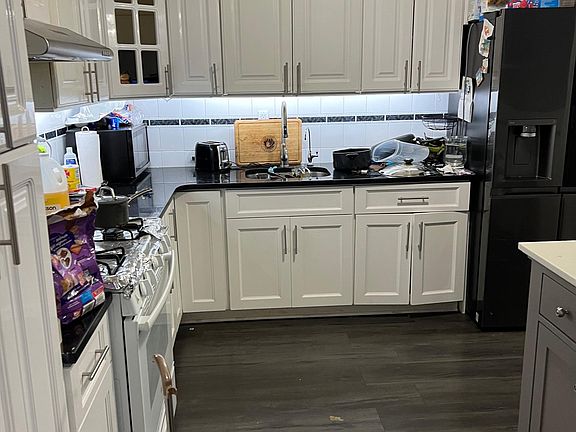 2nd image of 84-67 Daniels St Floor 2