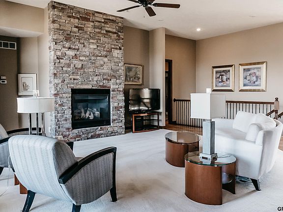2nd image of 8928 Sandhills Ct