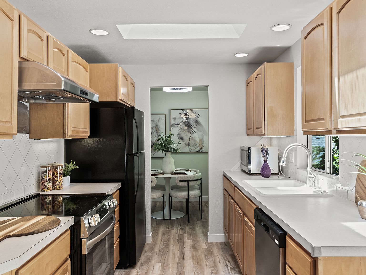 13726 SE 24th St, Bellevue, WA 98005 | Zillow