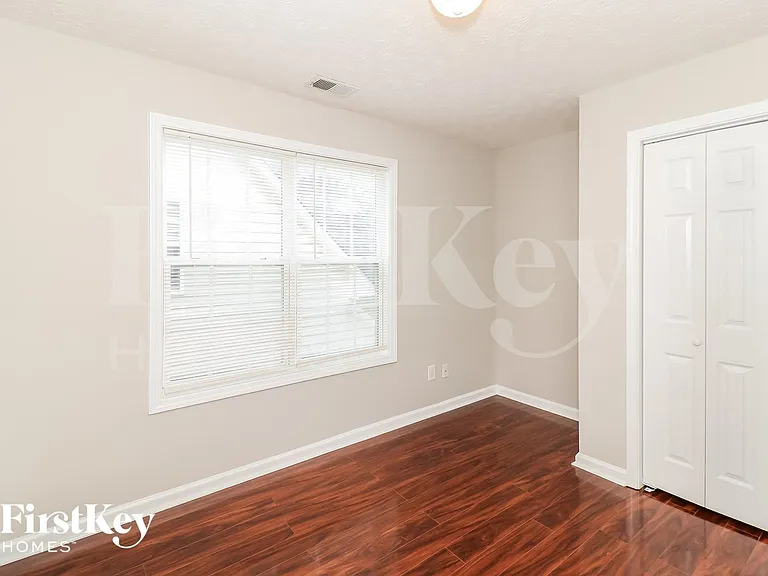 1257 Pounds Ln — Photo 9