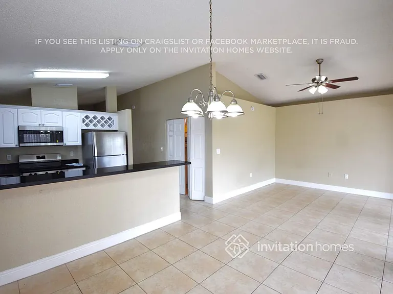 7651 NW 168th Ter — Photo 6