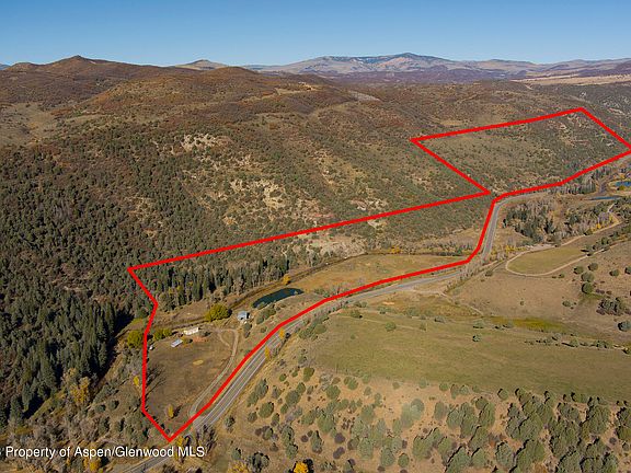 3rd image of 19331 State Highway 133