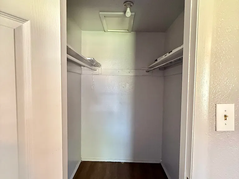 1308 NW Euclid Ave #4 — Photo 8
