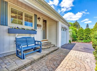 100 Edgewood Rd, Westwood, MA 02090