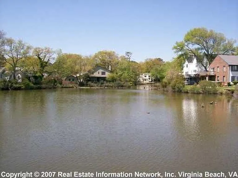Lake Holly