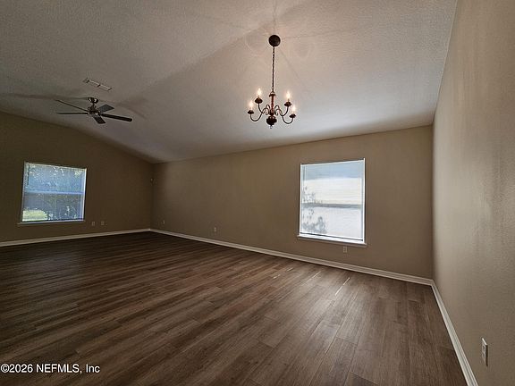 4th image of 1616 Austin Ln