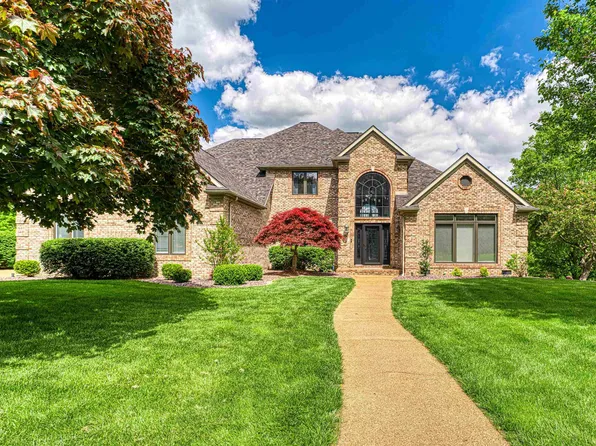 10111 Oglesby Dr, Evansville, IN 47720